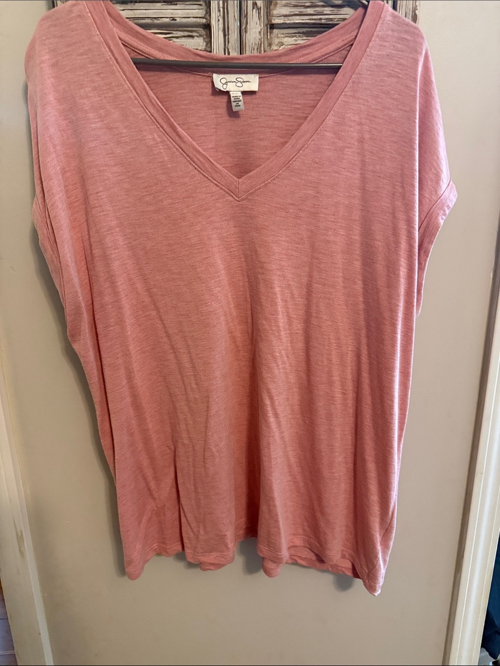 Jessica Simpson Dusty Rose V-Neck Short Sleeve Tee